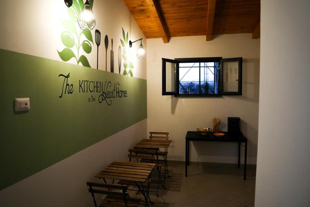Ciuri'S House Hotel Catania Bagian luar foto