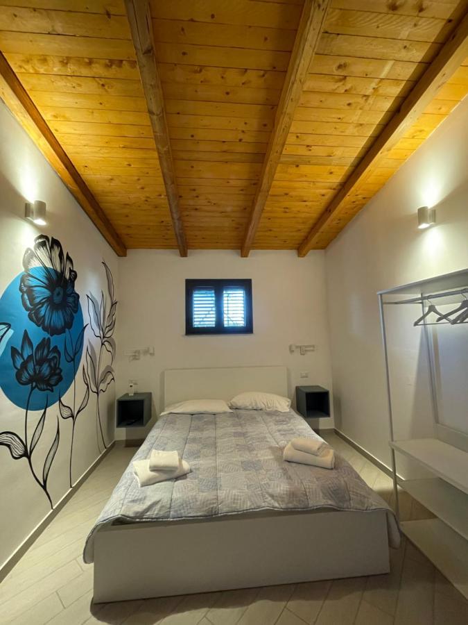 Ciuri'S House Hotel Catania Bagian luar foto